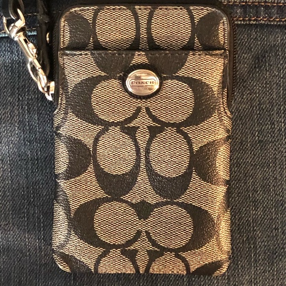 Coach Handbags - Coach Wrist Wallet
